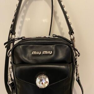 Miu Miu vit soft calf Bandoliera Black